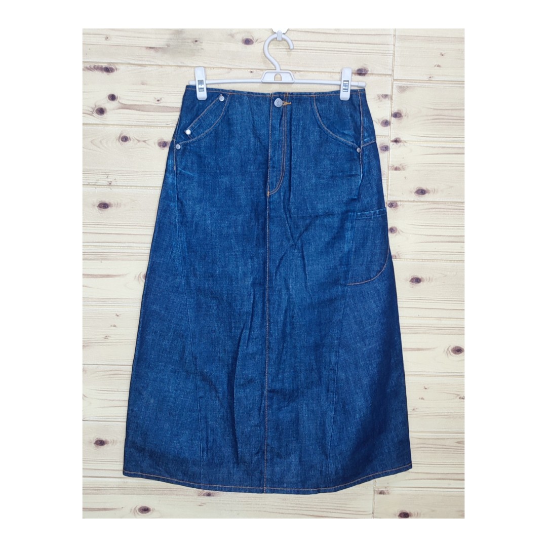 denim skirt very