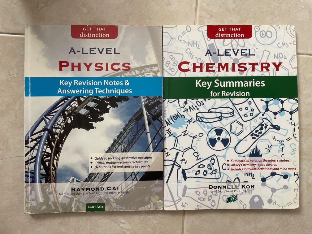 A-level Physics and Chem Key summaries, Hobbies & Toys, Books