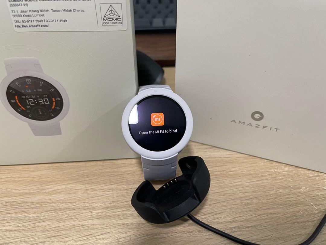 Amazfit Verge Lite White GPS Smart watch Tracker with 1.3 inch AMOLED Display