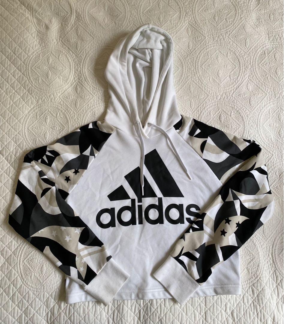 Authentic Adidas Cropped Army Green Graphic Pattern, Women's Fashion, Coats, and Outerwear on Carousell
