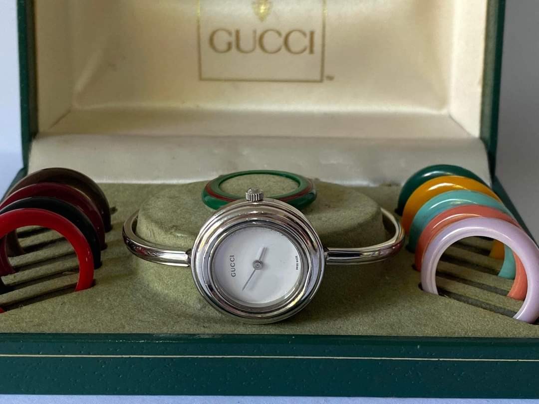 Authentic Gucci changeable bezel watch 