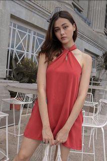 Bubblegum halter basic dress