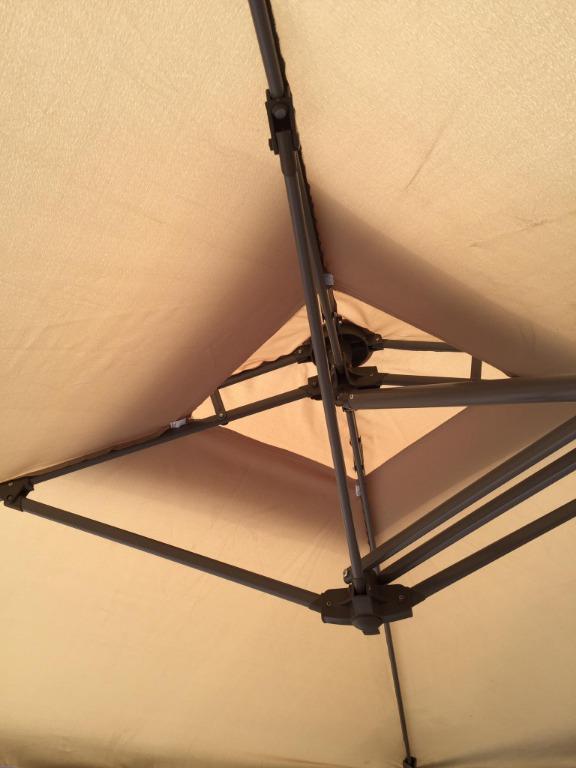 Cantilever Garden Umbrella (Category: Umbrellas) located in San Pedro. Submitted by aus-plus (Listing ID 1129459790, Image 2). Description: Note: Additional 1000 for the base .