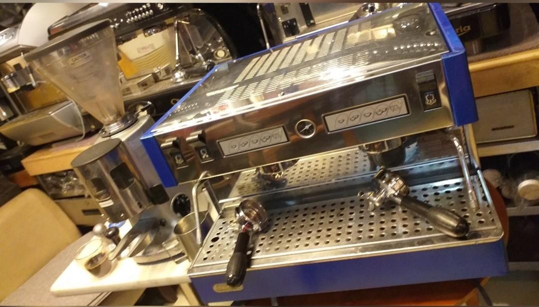 Carimali 2 groups espresso machine, TV & Home Appliances, Kitchen