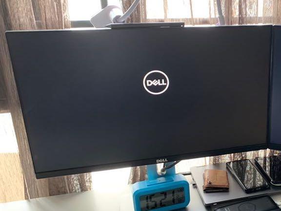 DELL UltraSharp U2414H Monitor with 