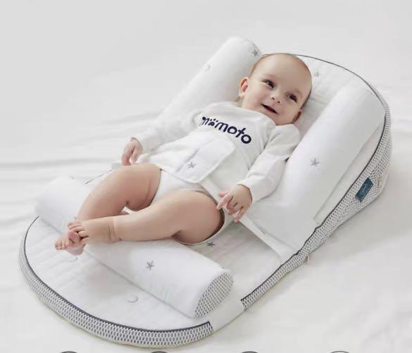 Reflux pillow outlet baby