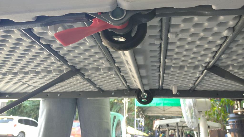 Enduro Folding Table with Wheels, Furniture & Home Living, Outdoor