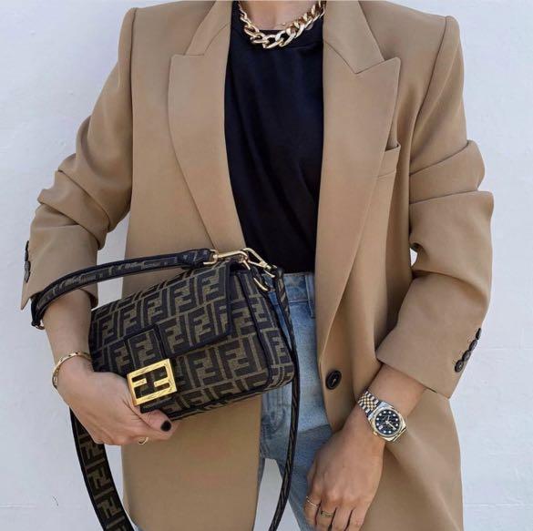 Fendi Brown Baguette Fabric Bag – EYE LUXURY CONCIERGE