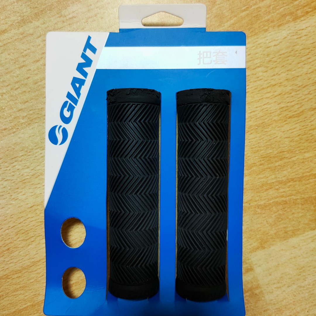 Giant top bicycle grips