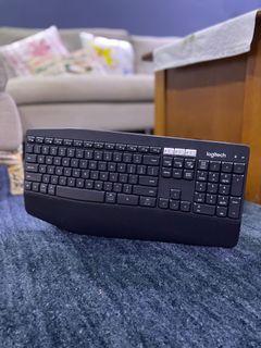 Logitech K850 Wireless Keyboard