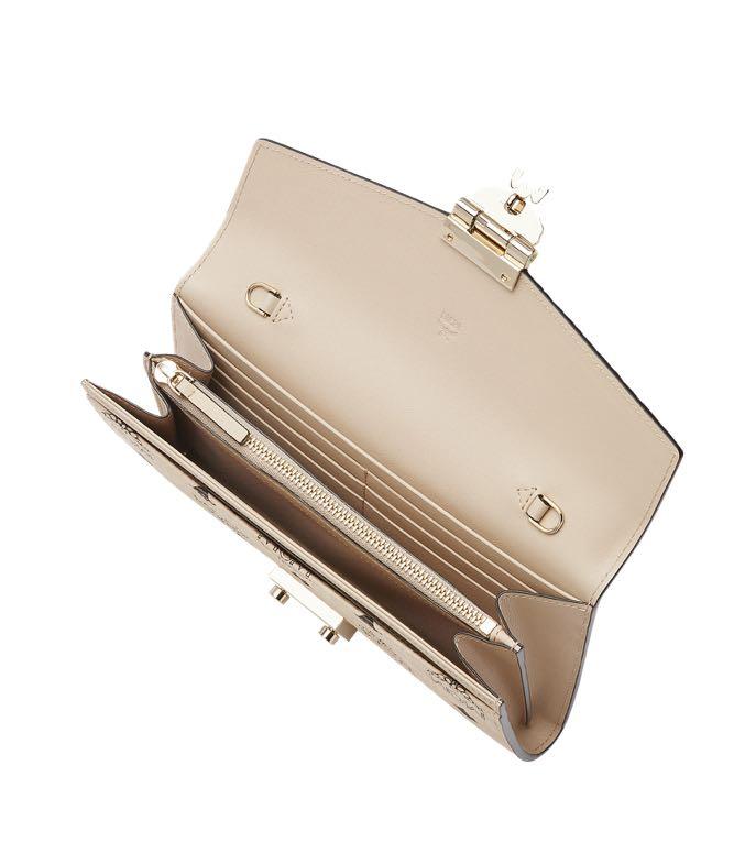MCM Wallet chain woc Patricia Crossbody Wallet in Visetos Luxury