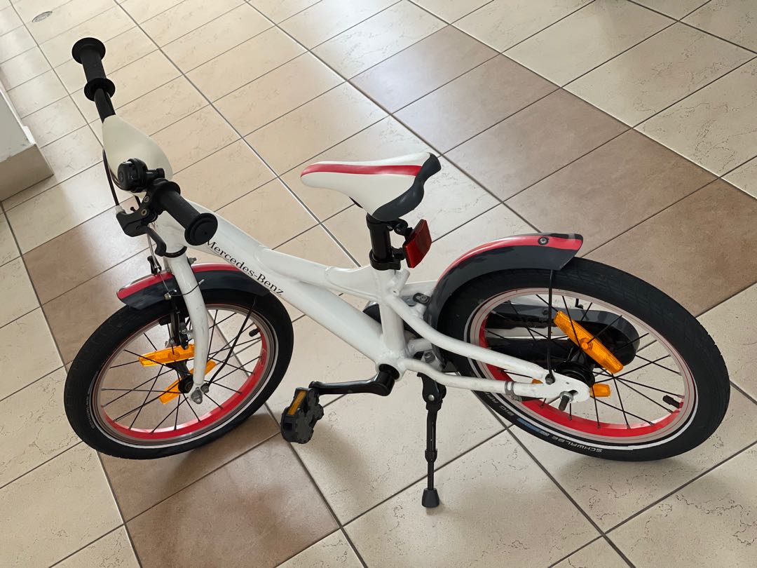Mercedes Benz Kids Bicycle 16 Premier with training wheels