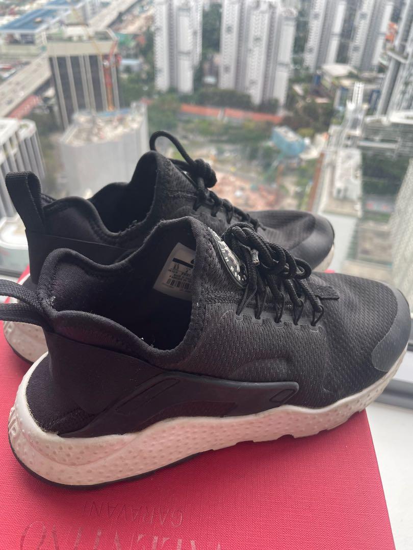 Nike huarache 37.5 hotsell