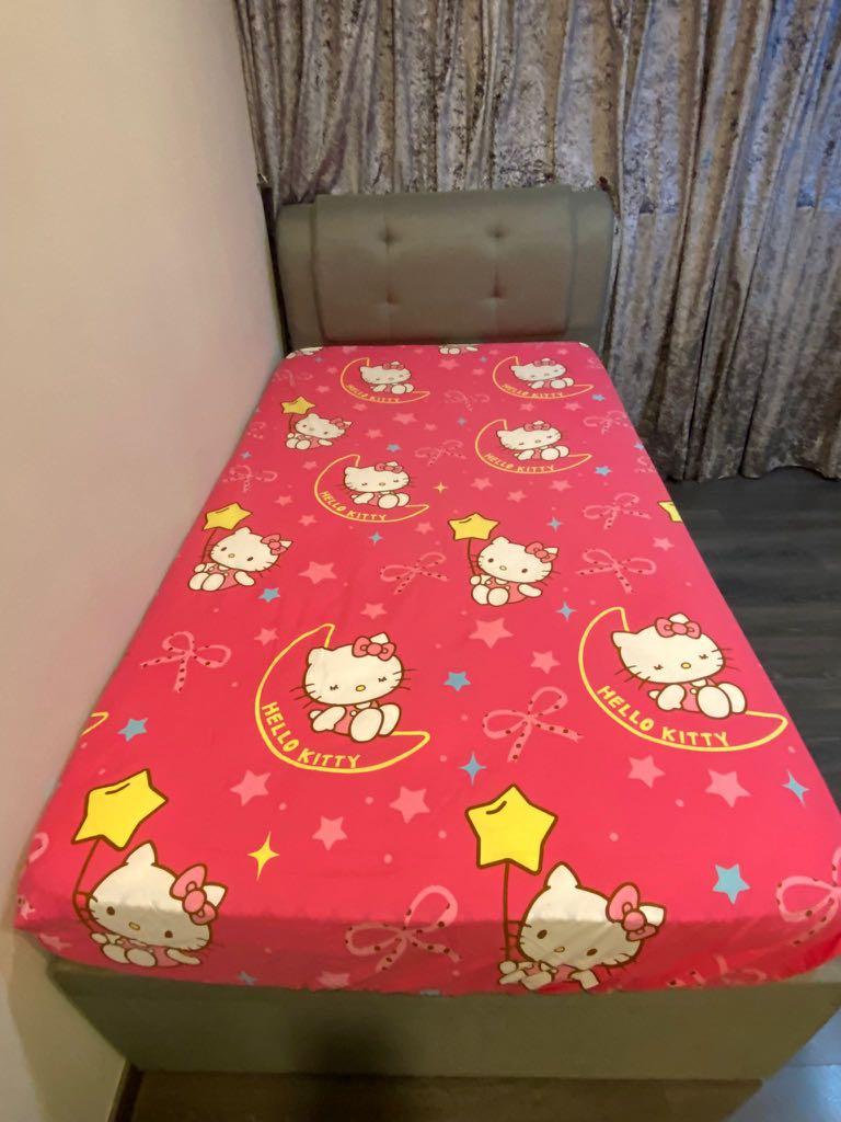 Pull out Double bed Super single (top), Furniture & Home Living