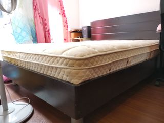 (Category: ) located in . Submitted by ivyds (Listing ID 1129492842, Image 1). Description: .