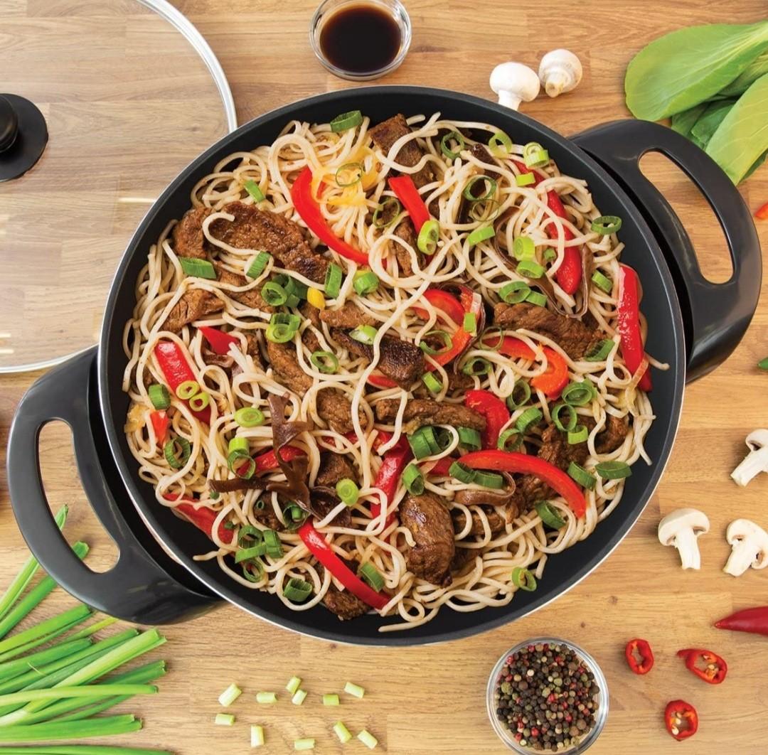 Quest 35870 Electric NonStick Wok with Lid Rapid Heating with