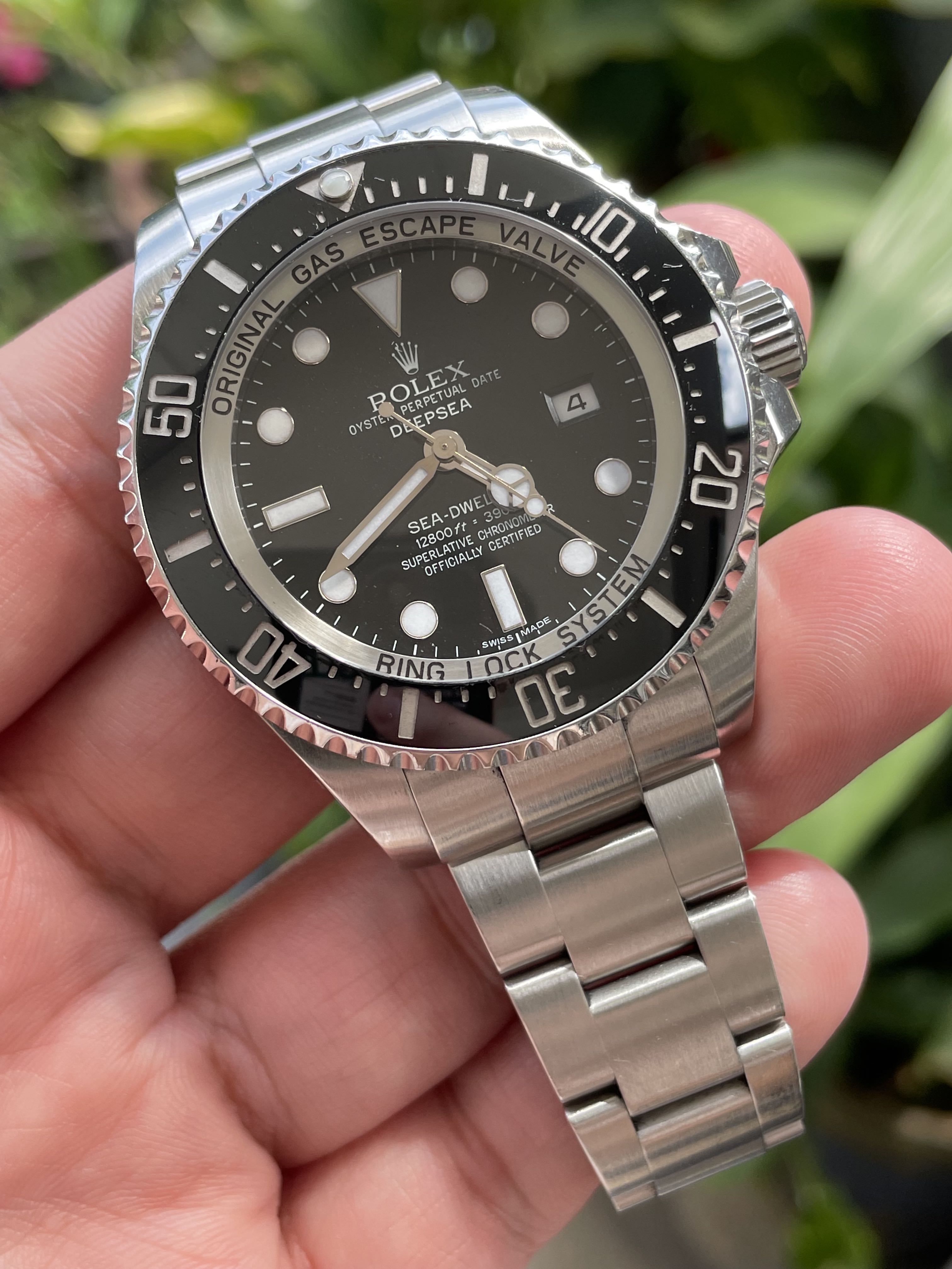 Rolex hotsell deepsea 116660