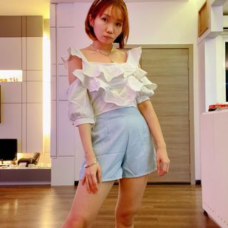 (Category: ) located in . Submitted by wardrobe.overload (Listing ID 1129520048, Image 1). Description: .