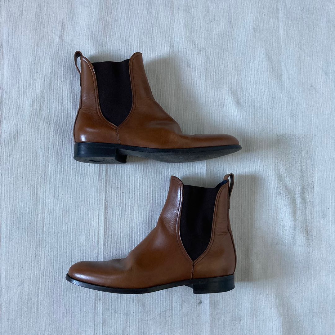 Salvatore ferragamo chelsea boots hotsell