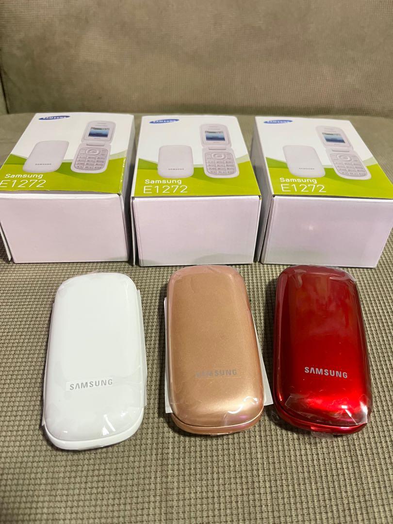samsung e1272 flip phones (Category: Early Generation Mobile Phones) located in Quezon City. Submitted by auspv_collections (Listing ID 1129455392, Image 1). Description: 👉ONHAND Vintage Cellphone Units available ready for shipping.. 🛵📱😊 (as of dec 4) 👉 NOKIA VINTAGE 📌3310 - 1,800 📌8210 - 2,000 📌6120 - 1,500 📌3100 - 1,500 📌8250 - 2,000 📌6300 - 2,000 📌105 - 1,000 📌samsung s3600 - 2,300 📌samsung e1272 - 1,800 📌motorola v3 - 2,800 📌m