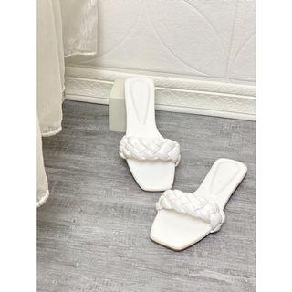 Sendal Flat Kepang