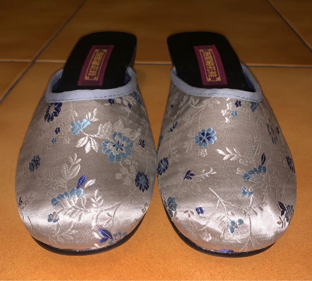 Women's small size best sale shoes