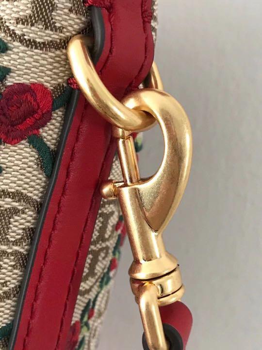 Special)Authentic Tory Burch T monogram denim bucket bag in red rose,  Women's Fashion, Bags & Wallets, Purses & Pouches on Carousell