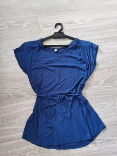 Uniqlo top