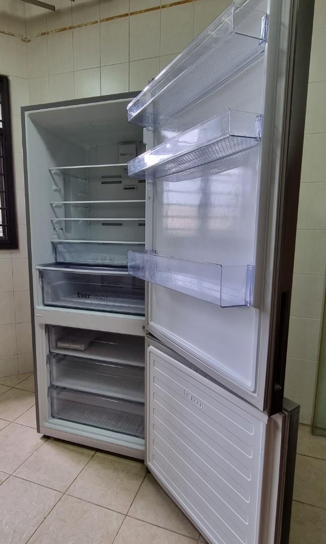 Used Beko Fridge 415L Bottom Freezer still under warranty, TV & Home