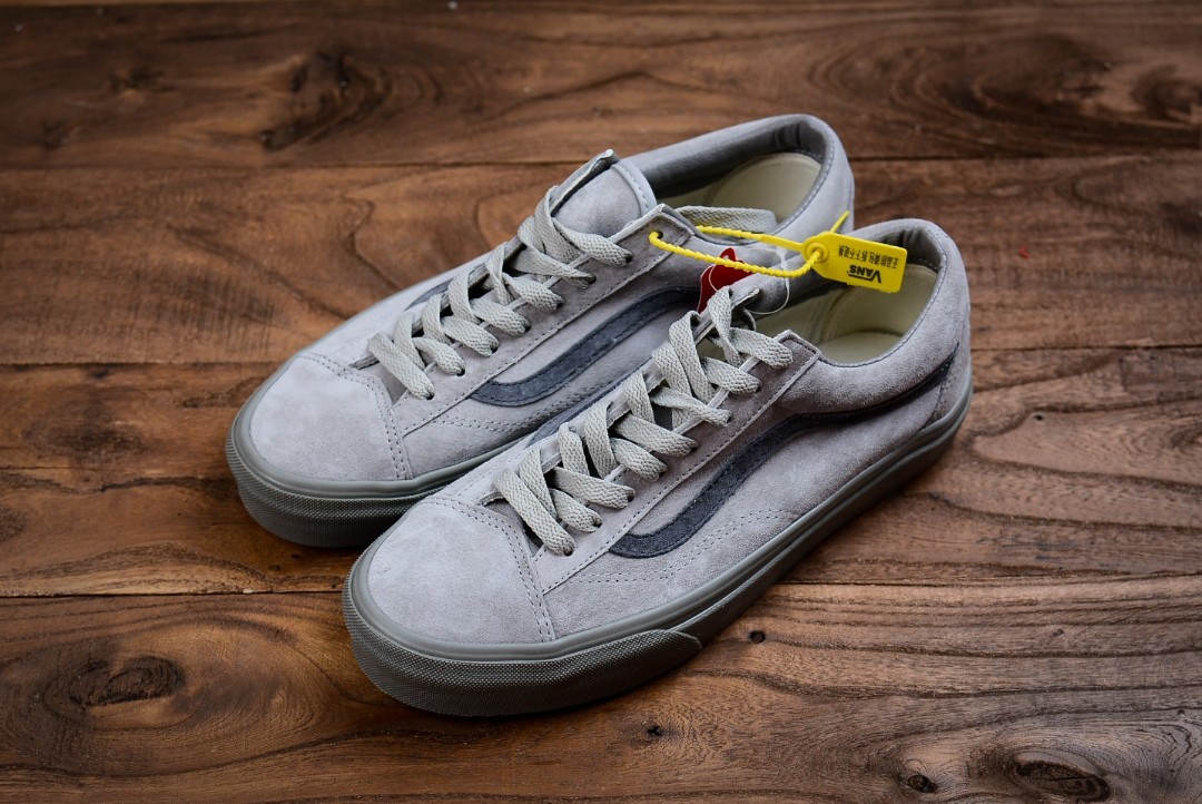vans style 36 reigning champ
