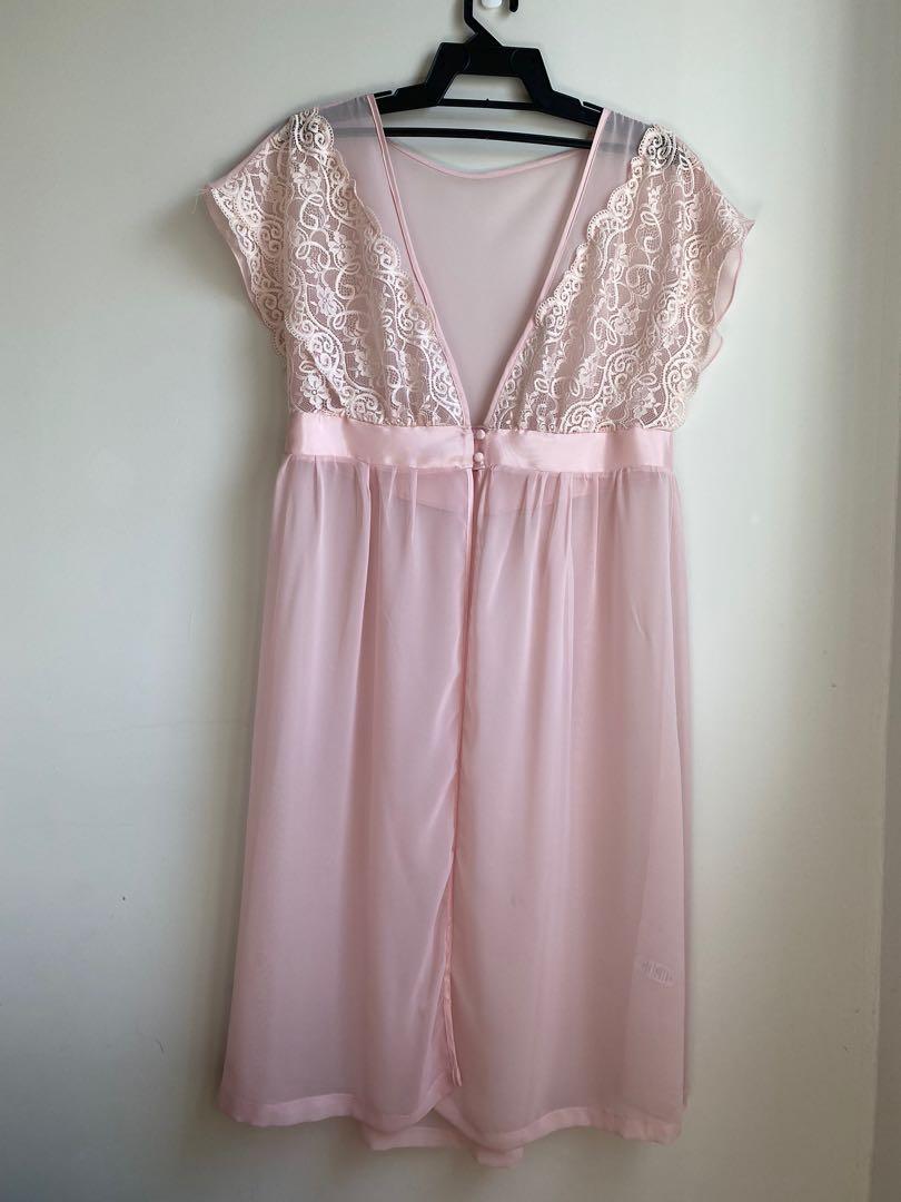 Vera sales wang nighties