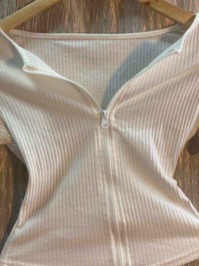 Y2K White Zipper Top, Women's Fashion, Tops, Blouses on Carousell
