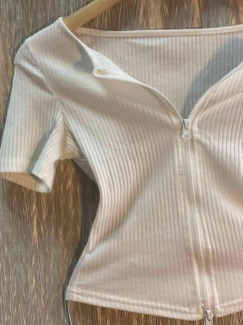 Y2K White Zipper Top, Women's Fashion, Tops, Blouses on Carousell