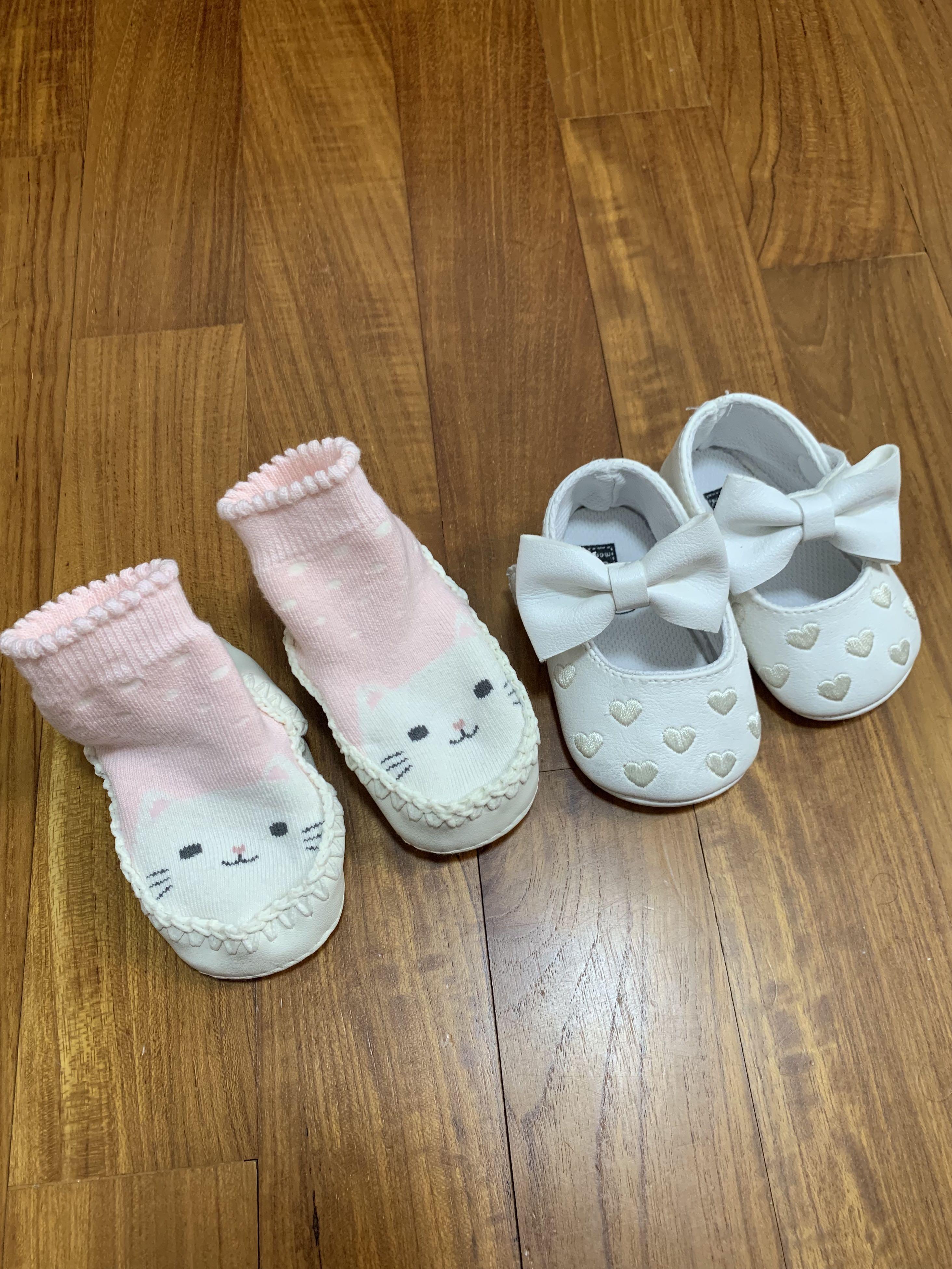 H&m baby deals booties