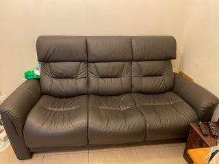 （分類：）位於 。 由 elvyso 提交（商品編號 1129760190，圖片 1）。簡介： 。