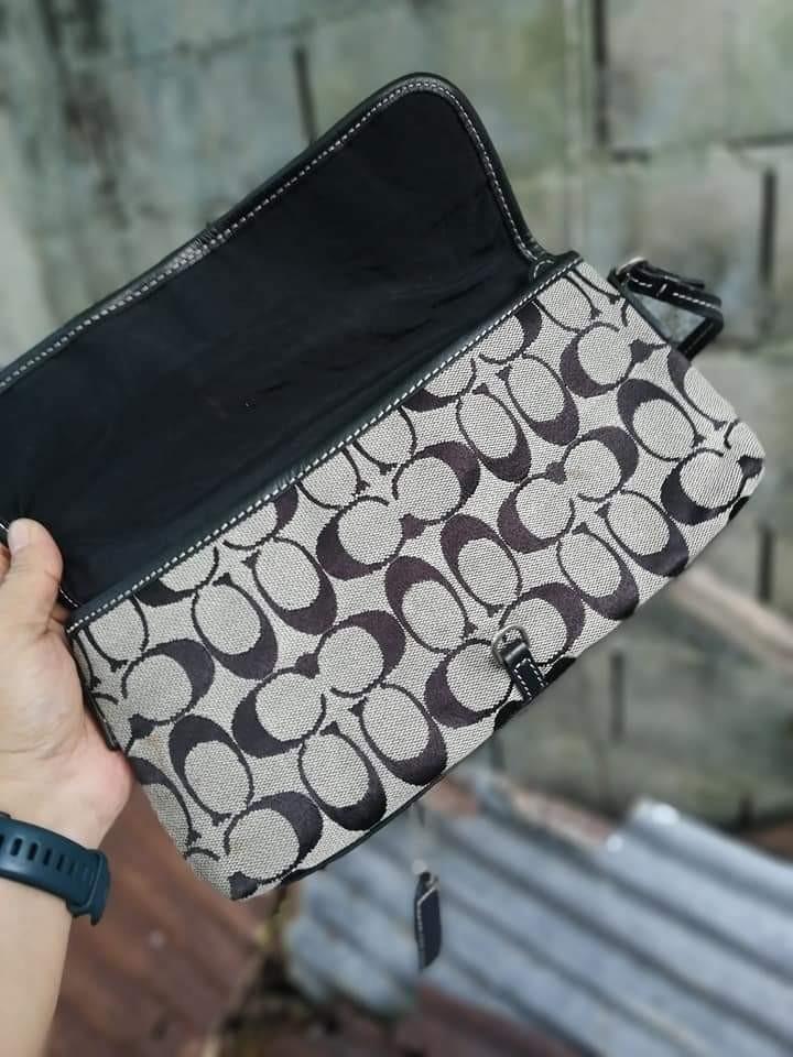 💯 AUTHENTIC COACH POCHETTE, Luxury, Bags & Wallets on Carousell