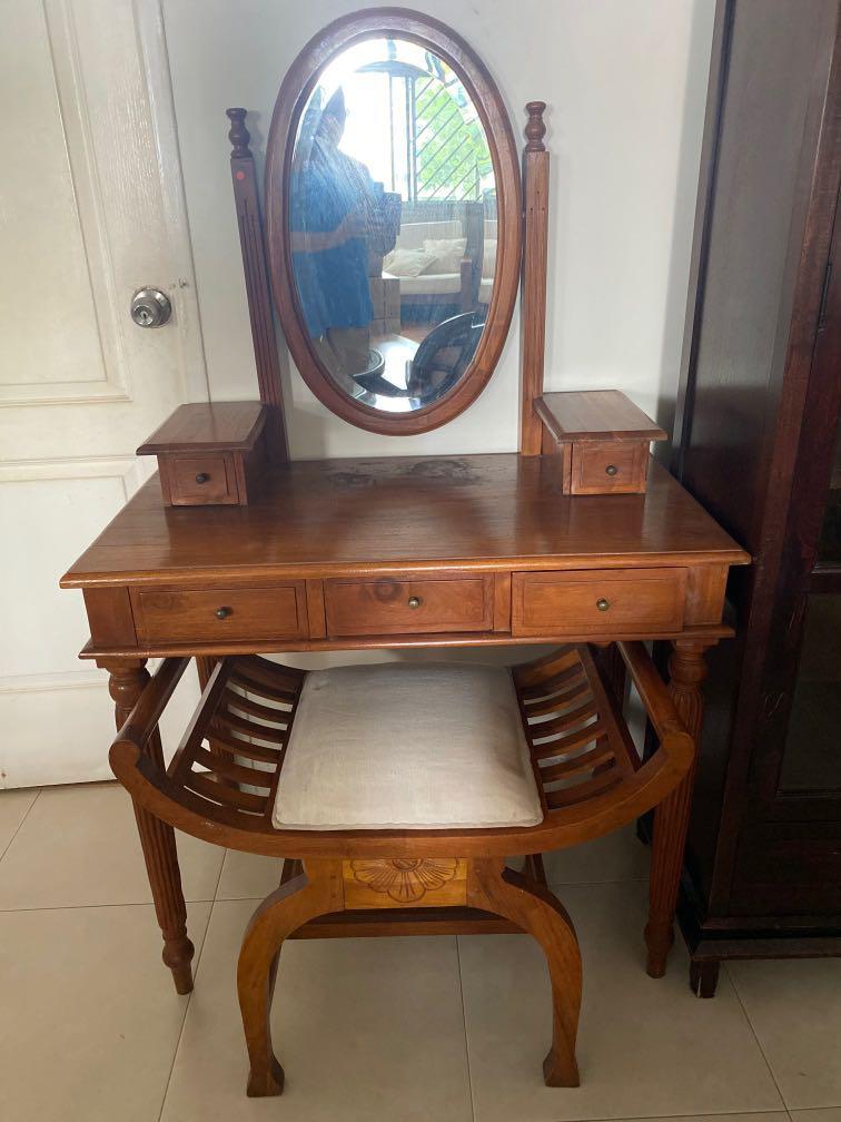 Antique vanity table and stool, Furniture & Home Living, Furniture