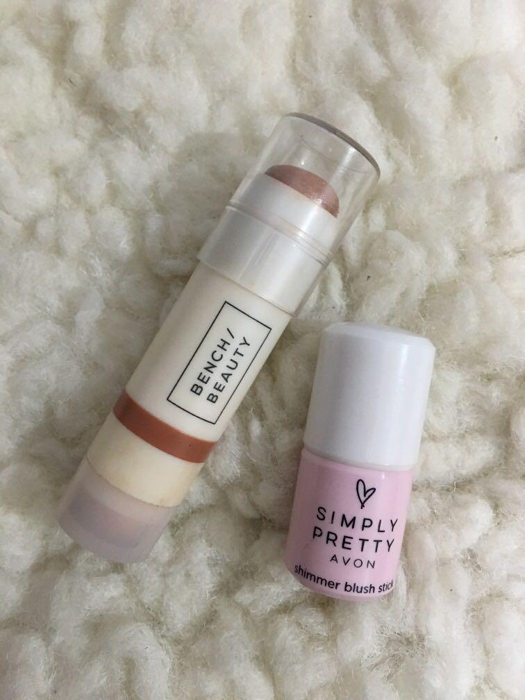Bench Beauty Bronzer and Avon Shimmer Blush (Category: Makeup) located in Pasay City. Submitted by declutternoob06 (Listing ID 1129796398, Image 1). Description: Take both for 100. Bronzer is well swatched lang hehe and damaged yung takip but overall, goods. Blush is swatched only. May scratch lang sa container..