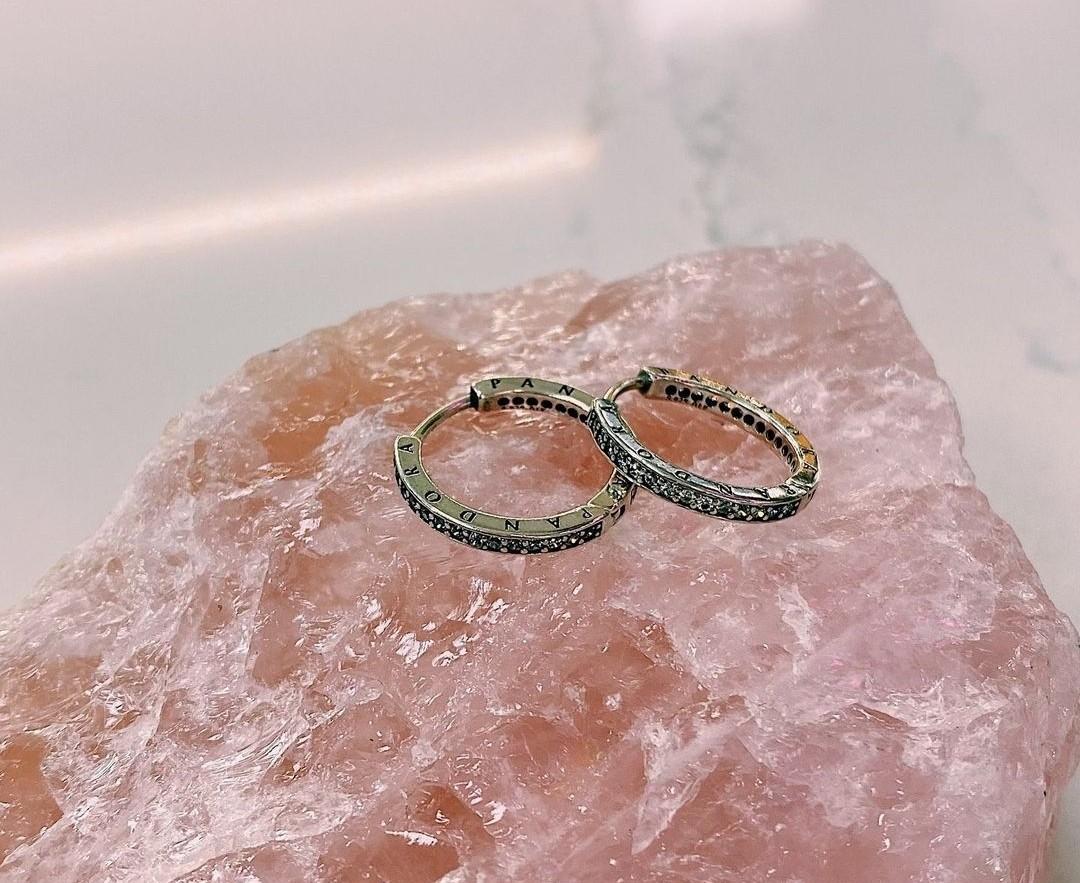 BIG SALE AUTHENTIC PANDORA SPARKLE LOGO HOOP EARRING