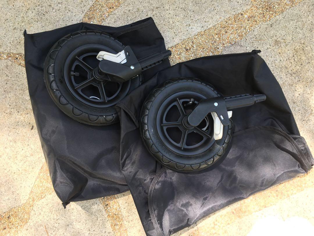 Bugaboo Cameleon with carry case, raincover, cup holder, mosquito net