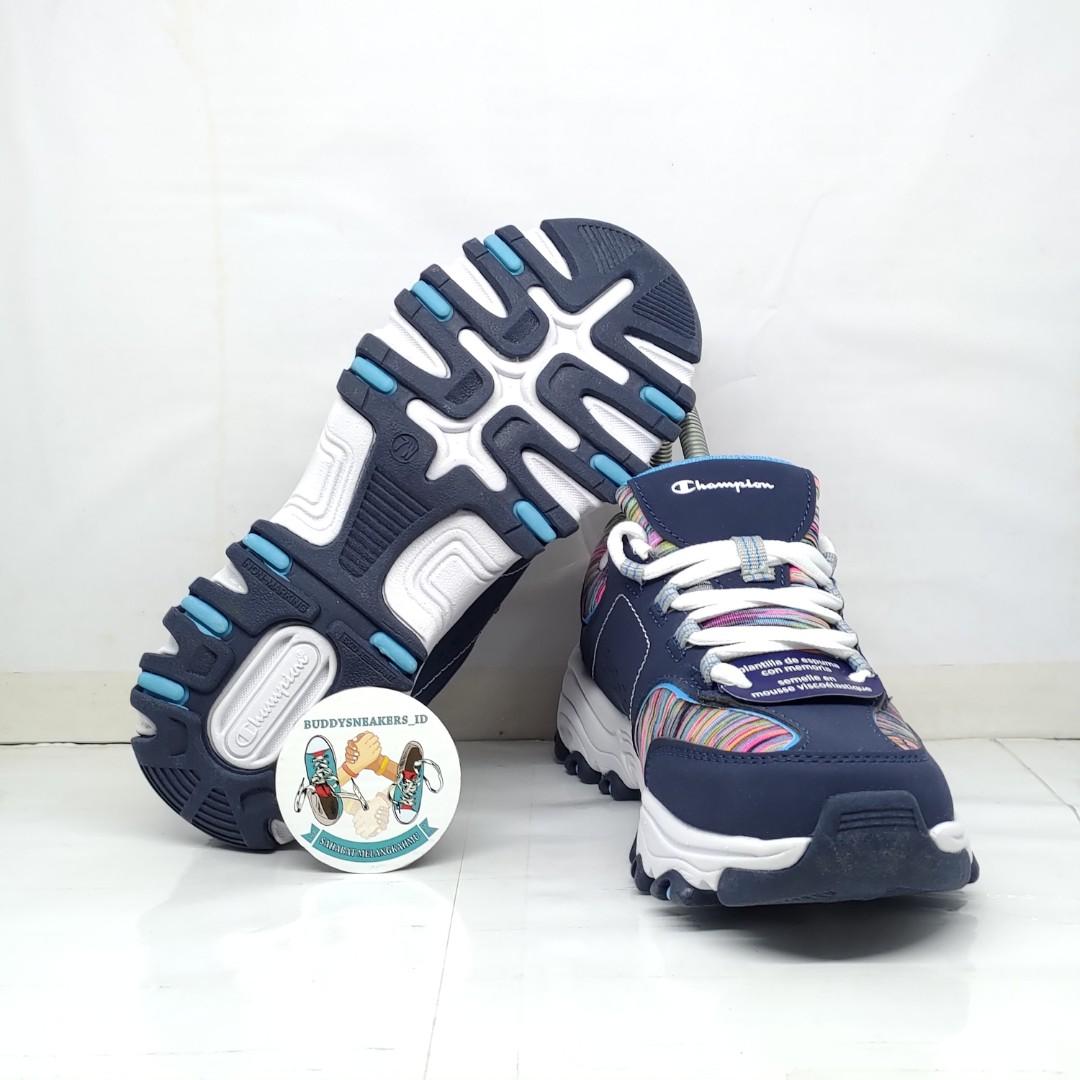 CHAMPION WW MARGARET RUNNER NAVY MULTICOLOR ORIGINAL 182062 D11 Fesyen Wanita Sepatu di Carousell