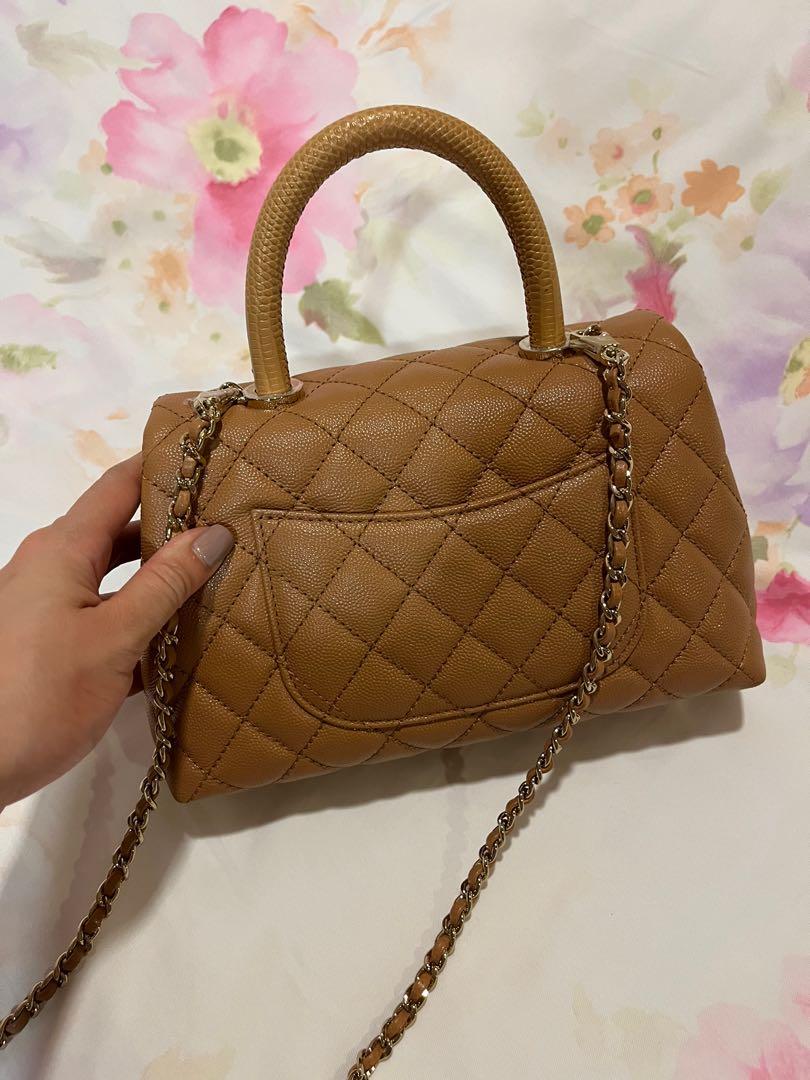 CHANEL 21P Caramel Brown Caviar Small Coco Handle 24 cm Light Gold Har –  AYAINLOVE CURATED LUXURIES