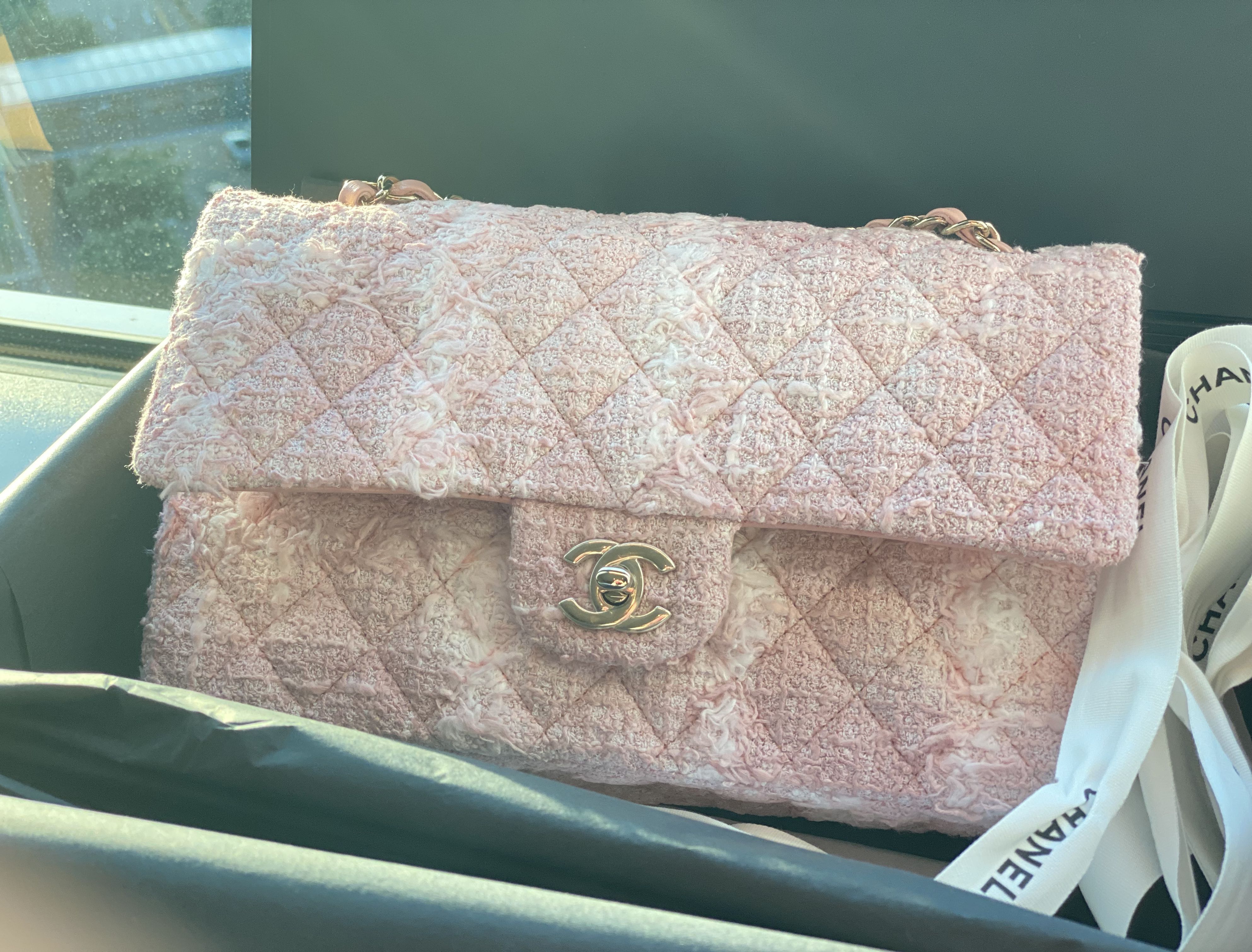 Chanel classic flap tweed deals