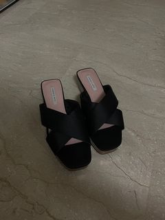 (Category: ) located in . Submitted by ujicha (Listing ID 1129809729, Image 1). Description: .