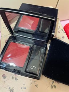 （分類：）位於 。 由 mandoman.makeup 提交（商品編號 1129698819，圖片 1）。簡介： 。