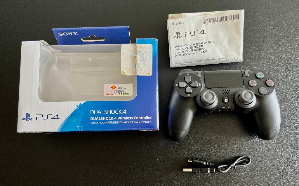 Dualshock 4 PS4 Controller - Original with Box and receipt, Video ...
