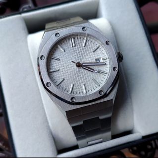 (Category: ) located in . Submitted by cartwheel (Listing ID 1129754234, Image 1). Description: .