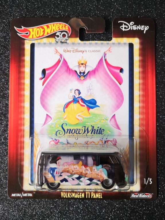 Hot wheels top snow white