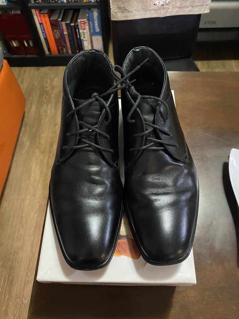 Hush puppies chambers hotsell