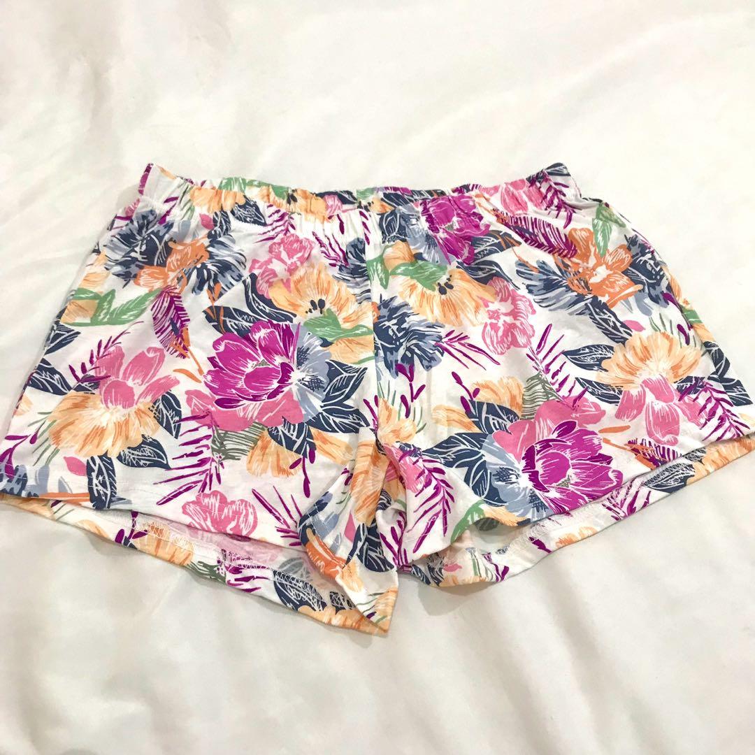 ladies floral shorts